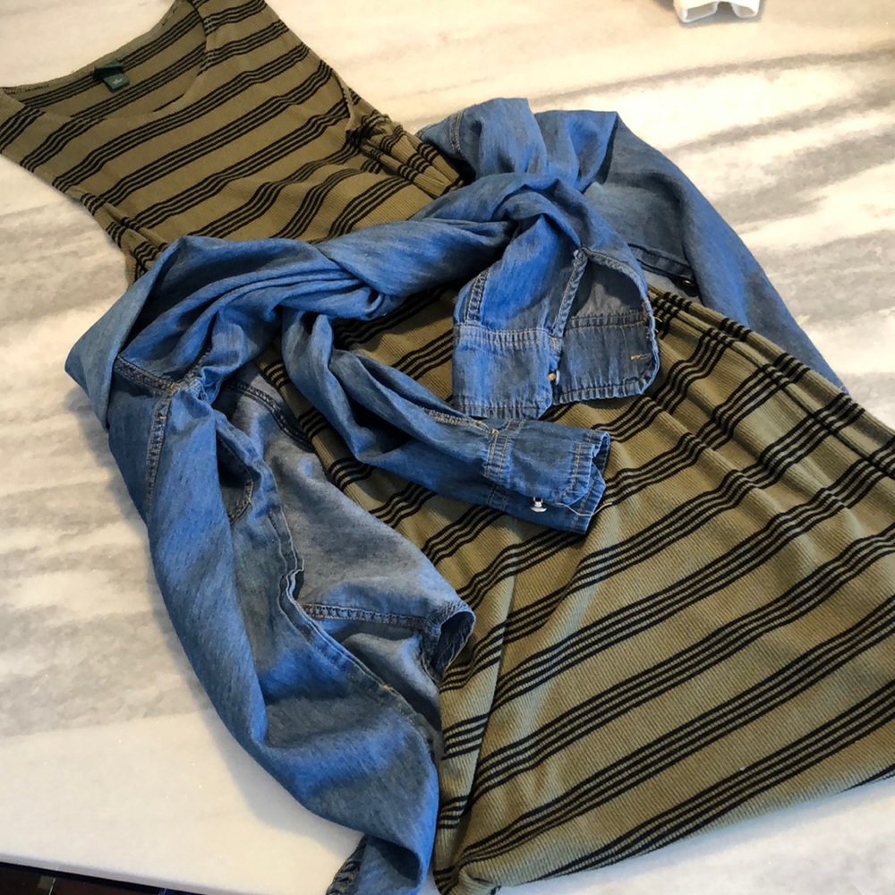 Olive blk striped midi stretch dress w denim top